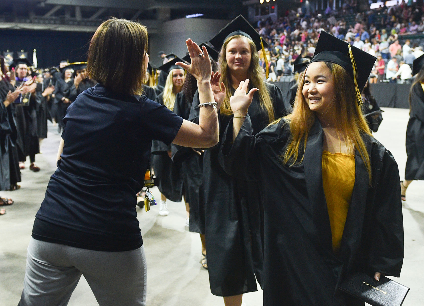 051719-mda-nws-BHCgrad-032a.jpg